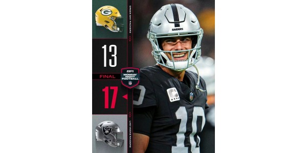 Der Gegenangriff der Raiders gelingt erfolgreich, ein glorreicher Moment auf dem NFL-Schlachtfeld Der Gegenangriff der Raiders gelingt erfolgreich, ein glorreicher Moment auf dem NFL-Schlachtfeld